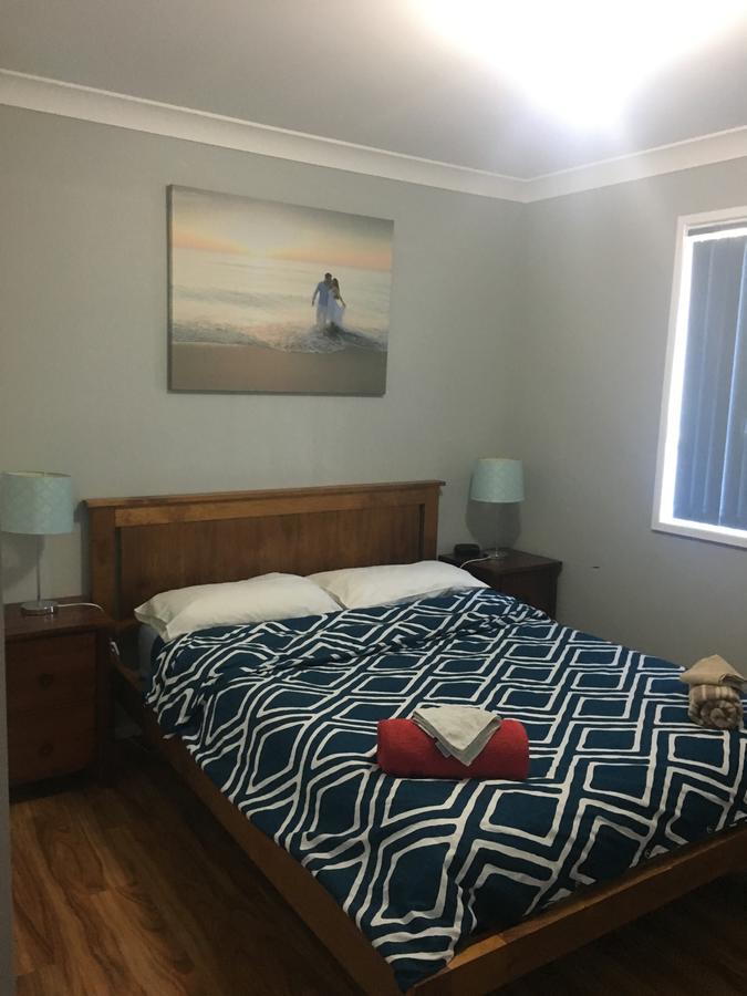 Green Meadow Apartment Наура Екстериор снимка